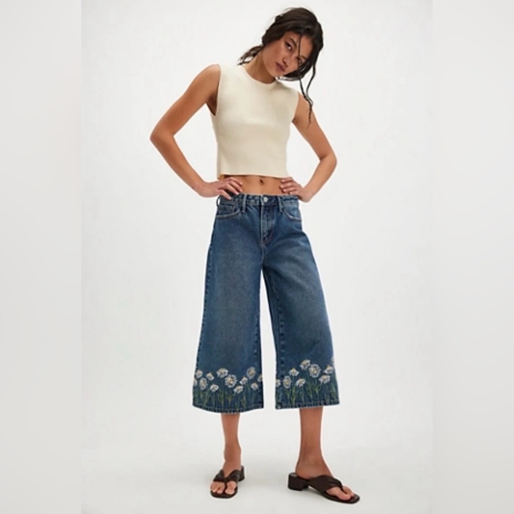 ANEWSTA-SHEIN
Floral Crop Jeans Women's